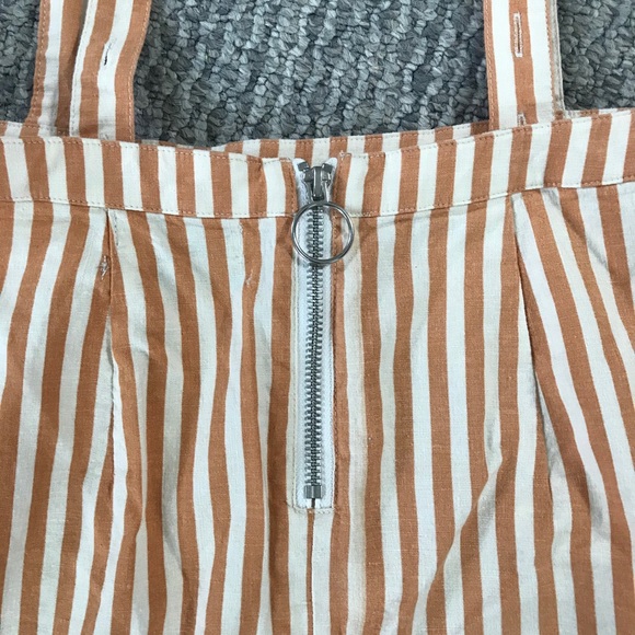 Urban outfitters women’s skirt with straps - Picture 4 of 6